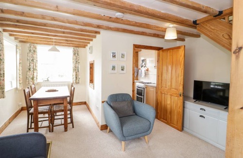 Rhosybol Cottage | Cabin ∙ 2 bedrooms ∙ 4 guests