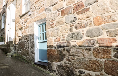 Mousehole Cottage | Cabin ∙ 2 bedrooms ∙ 4 guests
