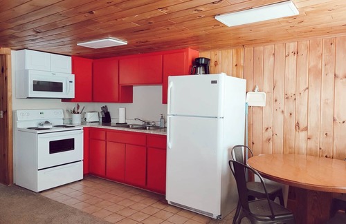 Nevis Resort | Cabin 3 | Afterglow