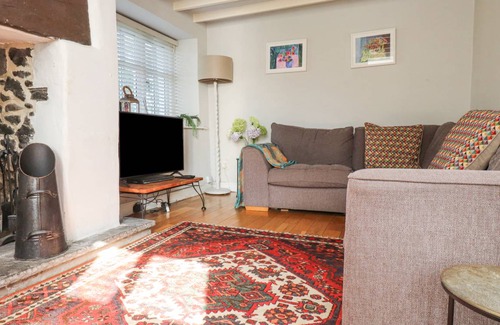 Rhyd-y-clafdy Cottage | Cabin ∙ 3 bedrooms ∙ 5 guests