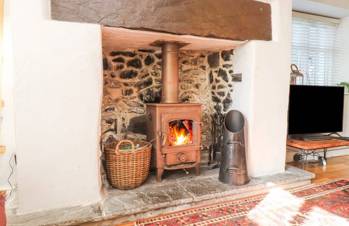 Rhyd-y-clafdy Cottage | Cabin ∙ 3 bedrooms ∙ 5 guests