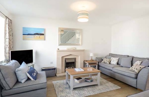 Harlyn Cottage | Cabin ∙ 3 bedrooms ∙ 6 guests