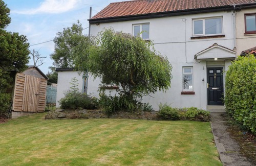 Ainthorpe Cottage | Cabin ∙ 3 bedrooms ∙ 6 guests