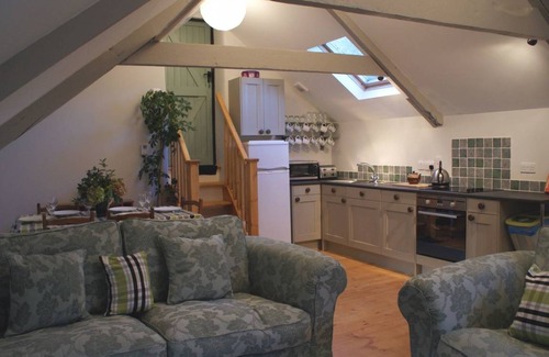 Michelcombe Cottage | Cabin ∙ 3 bedrooms ∙ 6 guests