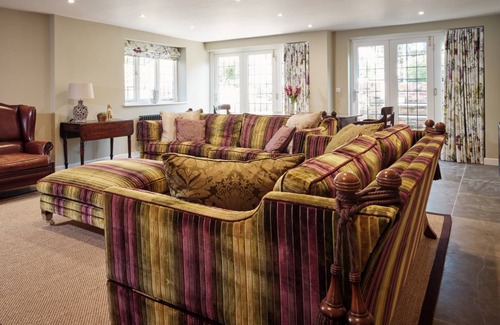 Warwick Cottage | Cabin ∙ 4 bedrooms ∙ 7 guests