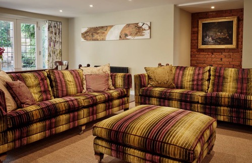 Warwick Cottage | Cabin ∙ 4 bedrooms ∙ 7 guests