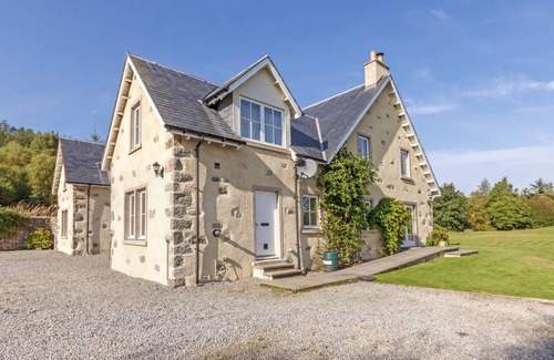 Ardgay Cottage | Cabin ∙ 5 bedrooms ∙ 10 guests