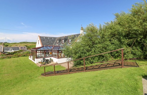Cruden Bay Cottage | Cabin ∙ 5 bedrooms ∙ 8 guests