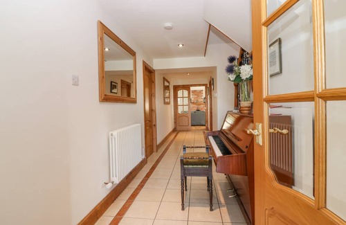 Cruden Bay Cottage | Cabin ∙ 5 bedrooms ∙ 8 guests