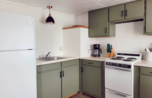 Nevis Resort | Cabin 5 | Heartland
