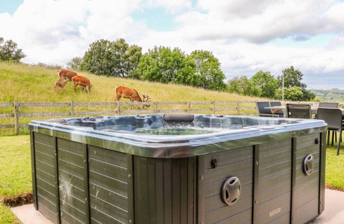Turnditch Cottage | Cabin ∙ 6 bedrooms ∙ 10 guests