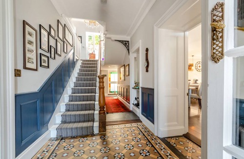 Saundersfoot Cottage | Cabin ∙ 6 bedrooms ∙ 11 guests