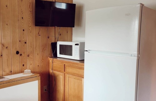 Nevis Resort | Cabin 7 | Daybreak