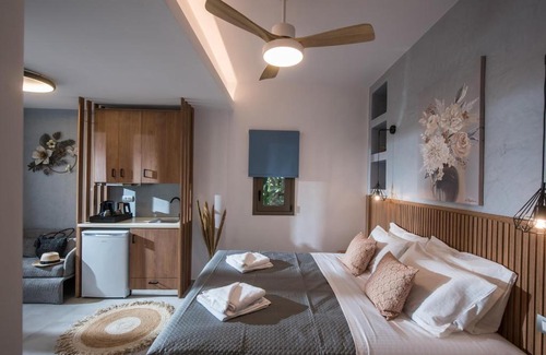 Sissi Apartment | Cactus Peak Apartment , By IdealStay Experience