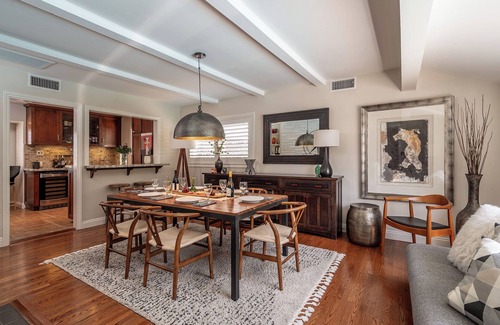 Santa Ana House | Cali Outdoor Living 4 Bedroom 3 Bath Pool Home, 12 Mins to Disney, Pet-Friendly