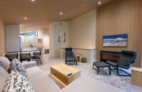 Ucluelet House | Calmwater Retreat New 2 br Hot Tub