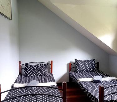 Coron Town Proper Cabin | Cama Lodge