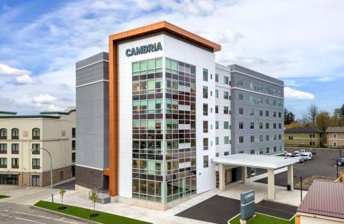 Downtown Niagara Falls Hotel | Cambria Hotel Niagara Falls
