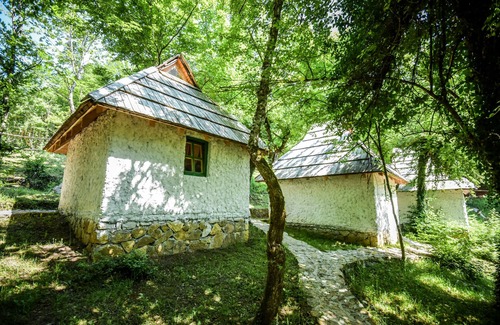 Foca Apartment | Camp Divlja Rijeka