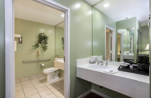 Campbell Hotel | Campbell Inn