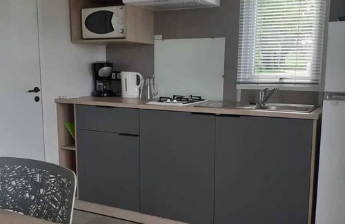 Argenton-Chateau House | Camping 3 étoiles - Piscine - ccbahid