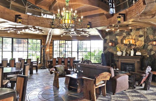 Talisay Hotel | Campuestohan Highland Resort