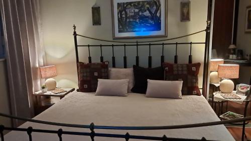 Vinosady Bed & Breakfast | Canadian style house with 3D effect pool