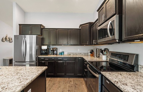 Ocean Shores House | Canal Front, Private Dock, Fully Fenced, Spacious!