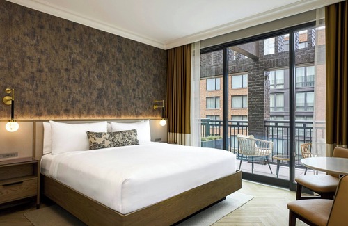 Georgetown Hotel | Canal House of Georgetown, a Tribute Portfolio Hotel