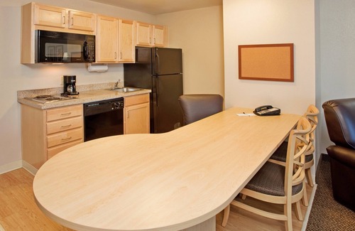 Junction City Hotel | Candlewood Suites Junction City Fort Riley by IHG