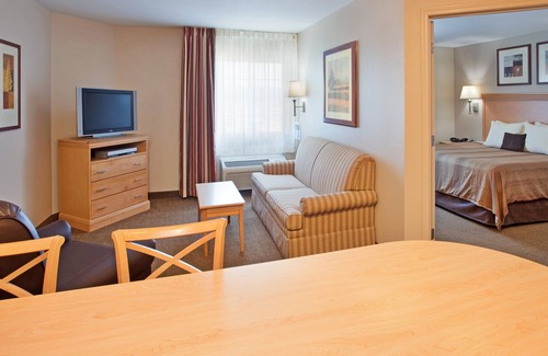 Junction City Hotel | Candlewood Suites Junction City Fort Riley by IHG