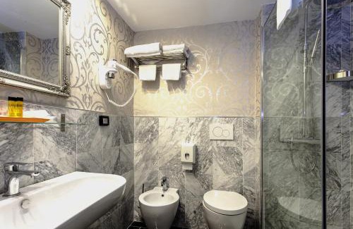 Central Station Hotel | Canova Hotel