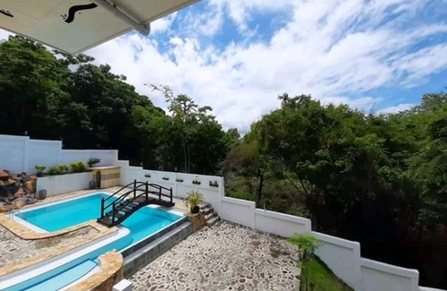 Dalaguete Villa | Canoy's Mansion Apartelle in Dalaguete Cebu