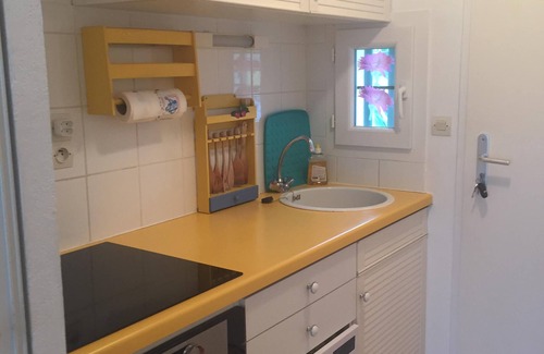 Cap d'Agde Apartment | CAP D'ADGE ROCHELONGUE T2 CABIN IN RDJ (Clim+WiFi fibre) TERRACE, SWIMMING POOL