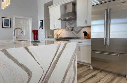 Dennis Port Condo | Cape Cod Oceanfront New Penthouse w Ocean View & Private Beach! [in Building B]