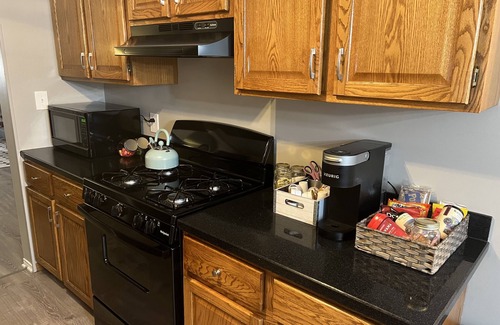 Ashland House | Cape Cod on Broad, Stay in the Heart of Ashland