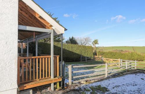 Rhosybol House | Capel Park Tyddynod Bach