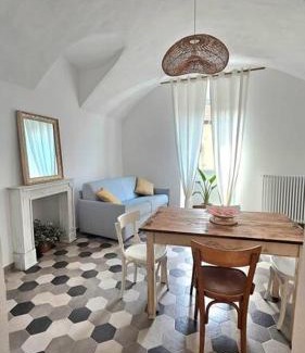 Dolceacqua Apartment | Car.Lo. Casa vacanze Dolceacqua
