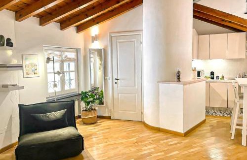 Genoa Historical Centre Apartment | Carabaghe Style - attico Genova centro storico - acquario - rolli - caruggi - wifi - smart working