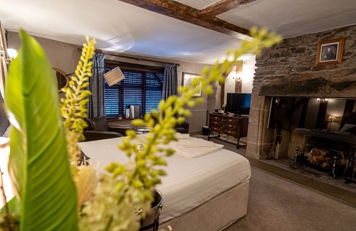 Loughborough House | Caravelli
