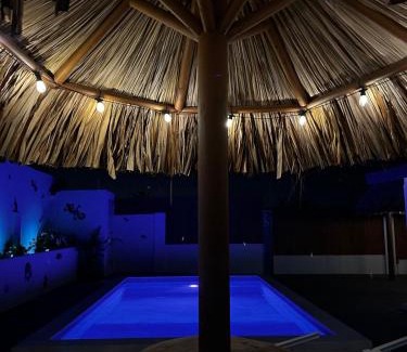 Oranjestad House | Caribbean Breeze- 4 Bedroom- 4 ensuite bathrooms