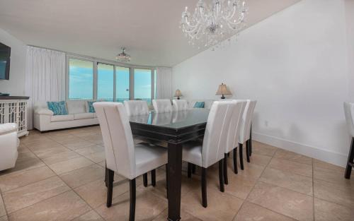 Orange Beach East Apartment | Caribe The Resort D614 condo
