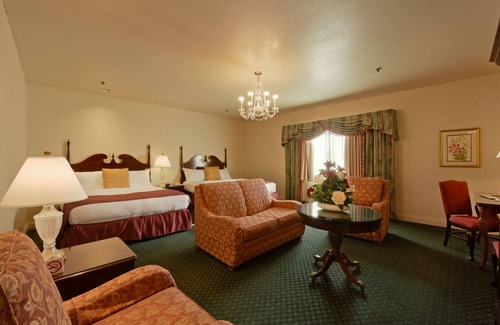Campbell Hotel | Carlyle Hotel