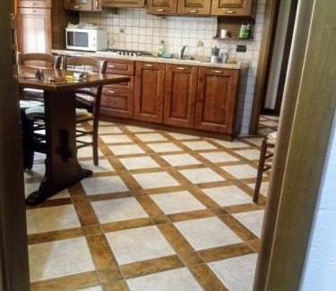 Saint-Vincent Apartment | casa al centro di Chatillon CIR0037