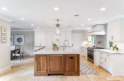 Thousand Oaks House | Casa Azul - Mediterranean Resort-Style Home