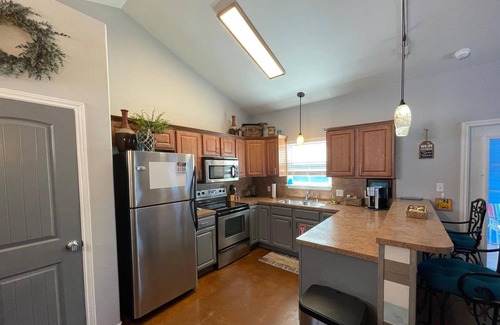 Corpus Christi Cottage | Casa Azul /Minutes from the beach