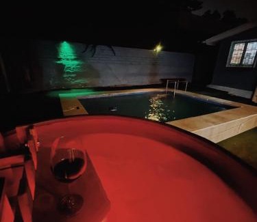 Algarrobo House | CASA con piscina temperada, tinaja y quincho próxima a Playa Sn Alfonso