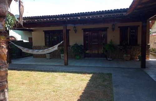 Rio das Ostras House | Casa confortável com piscina e churrasqueira