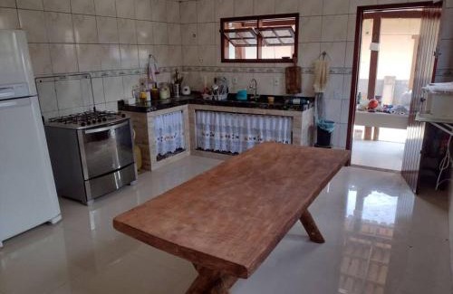 Rio das Ostras House | Casa confortável com piscina e churrasqueira