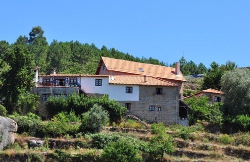 Cinfaes House | Casa da Geada